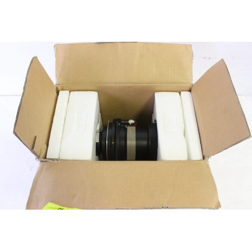 panasonic-et-d75le4-46-to-7.4:1 - Ultra Long Throw Lens box1
