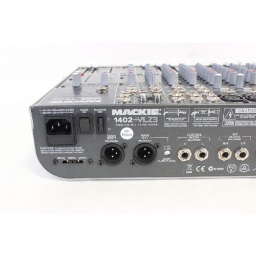 mackie-1402-vlz3-mixer-with-soft-case front2