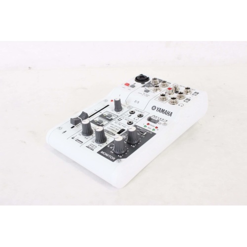 yamaha-ag03-3-channel-mixer-and-usb-audio-interface side2