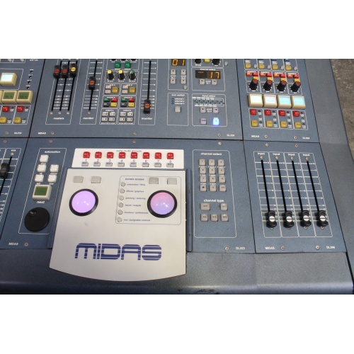 Midas PRO9 Live Audio Board - Generation 2 w/ Wheeled Hard Case Mouse Pad