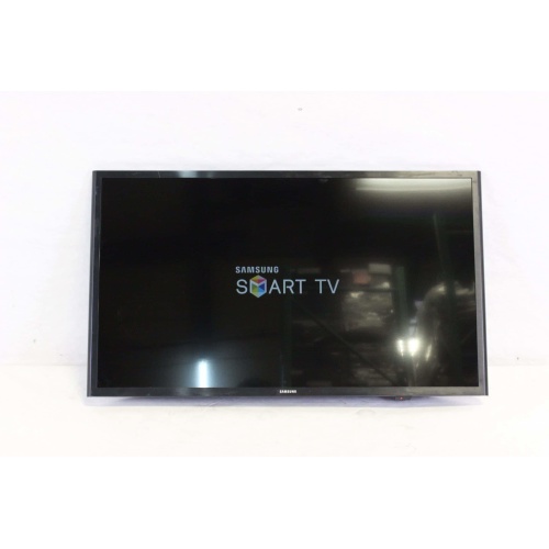Samsung 32 inch LED TV - UN32J5205AF w/ road case - front