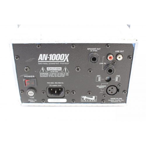 anchor-audio-an-1000x-powered-speaker-monitor-white-w-bracket close up