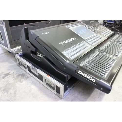 Digico SD10-32 Digital Mixing Console w/ SD Rack & (2) Wheeled Road Cases side8
