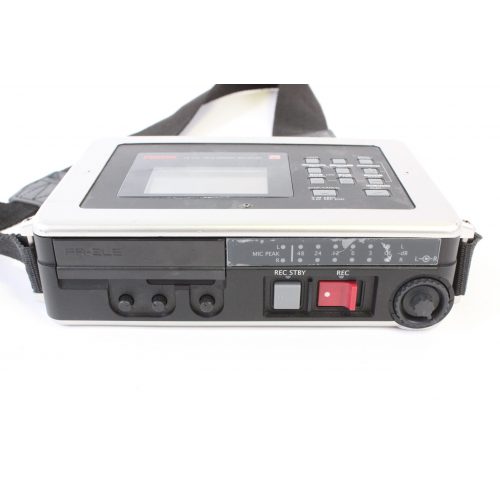 fostex-fr2le-high-definition-2-channel-compact-flash-field-memory-recorder front2