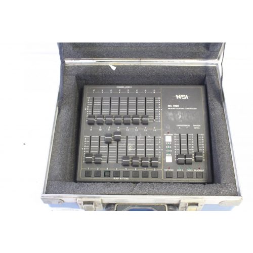 Leviton NSI MC 7008 16 Channel Memory Lighting Controller in Hard Case (Missing Fader X-8) CASE1