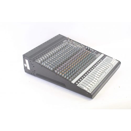 mackie-onyx-1640-16-channel-analog-mixer-with-perkins-eq-firewire-option-in-soft-case SIDE1