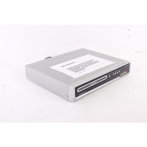 magnavox-zc320mw8-dvd-recorder-w-soft-case-and-remote side2