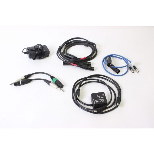 sound-devices-722-2-channel-high-resolution-portable-recorder-kit cables