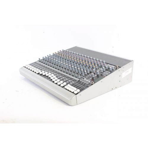 mackie-1604vlz-16-channel-mixer-in-hard-case side 2
