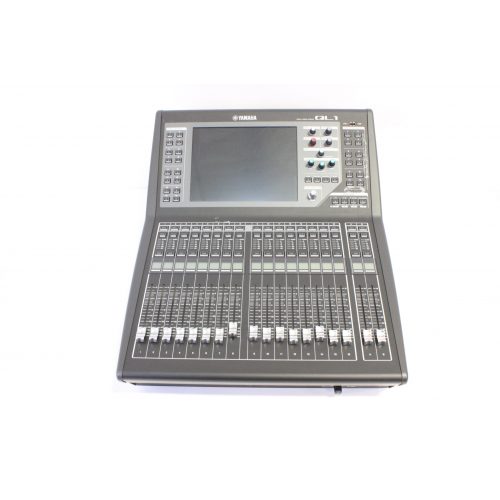 Yamaha QL1 32 mono + 8 stereo Digital Mixer FRONT