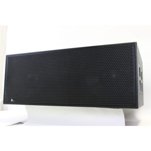 meyer-sound-1100-lfc-large-lf-array-loudspeaker main