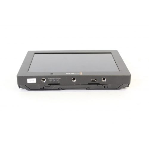 blackmagic-design-video-assist-4k-7-hdmi-6g-sdi-recording-monitor-w-psu-hdmi-cable-mini-xlr-to-xlr-cable-in-apache-2800-hard-case bottom