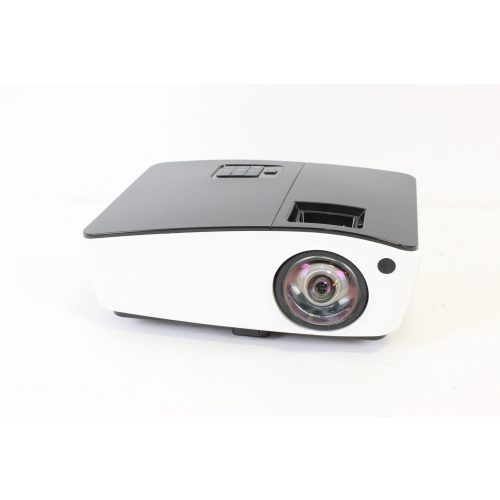 flyin-ct280-4k-xga-dlp-short-throw-conference-projector-in-hard-case-no-remote-487-lamp-hours-copy front