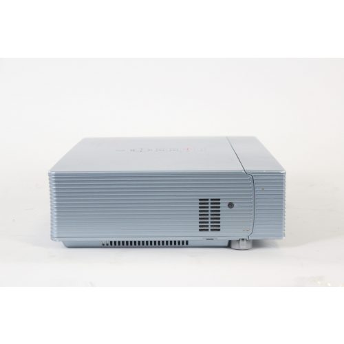 eiki-lc-xb42-xga-4500-lumen-3lcd-conference-room-projector-w-trendnet-soft-case-broken-feet SIDE1