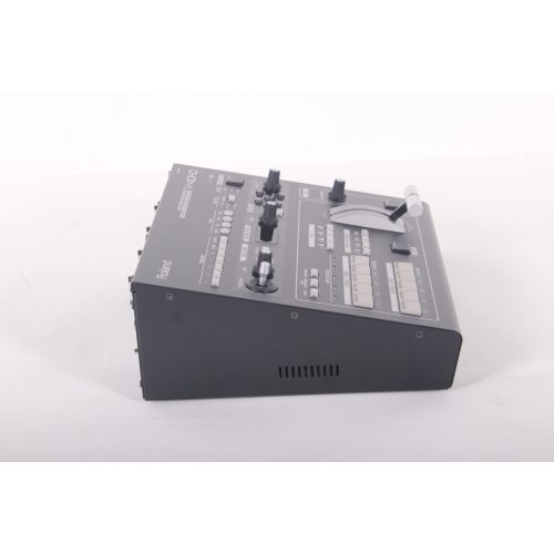 roland-v-40hd-multi-format-switcher-b-stock-original-box SIDE1