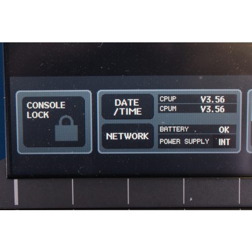 yamaha-m7cl-48-digital-audio-mixing-console-in-wheeled-road-case-1223-3 SCREEN2