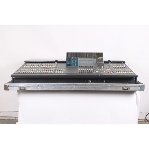 yamaha-m7cl-48-digital-audio-mixing-console-in-wheeled-road-case-1223-4 MAIN