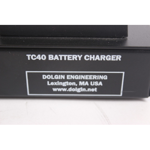 DOLGIN TC40 Quad Turbo Charger For Canon Batteries label