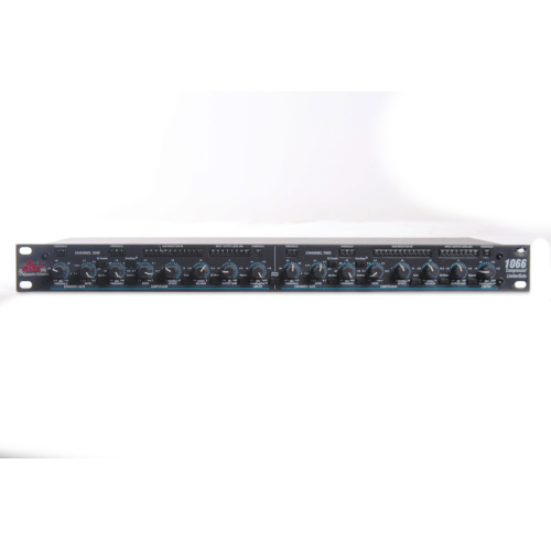 dbx 1066 Dual-Channel Compressor/Limiter/Gate (Channel 2 Compressor Issue) front2