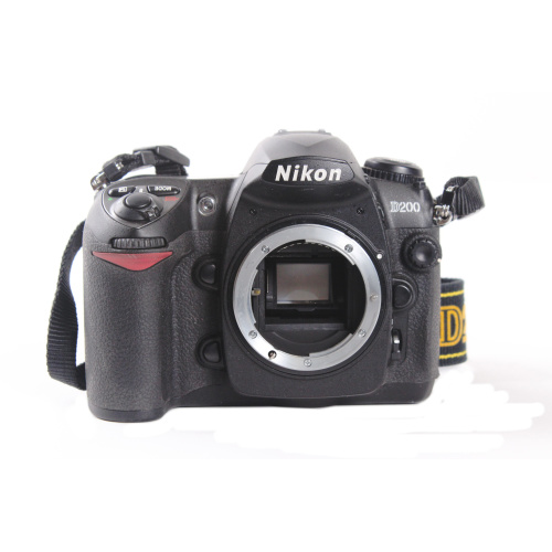 Nikon D200 10.2MP Digital Camera Kit w/ AF-S Nikkor 18-135mm 1:3.5-5.6G ED DX Lens and SB-600 Flash and MB-D200 Battery camera front2