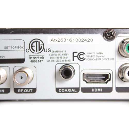 ViewTV AT-263 ATSC Digital TV Converter Box and HDMI Cable w/ Recording PVR label