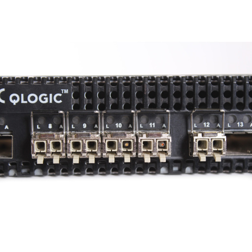 Qlogic SANbox 5202 16-Port Full Fabric 2GB Switch w/ Transceivers (Stuck In Front of Unit) back3