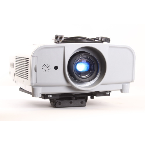 Sanyo PLC-XT20 projector 3800 ANSI lumens w/XGA resolution (430 W / 100V - 240V) w/ Standard Lens Includes Chief Ceiling Mount - (Lamp Hours: 2794/Lamp NEEDS replacement) front1