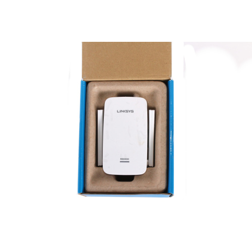LINKSYS RE6300 AC750 BOOST WiFi Extender in Box box1