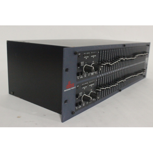 dbx-ieq-31-31-band-graphic-equalizer-frontangle1