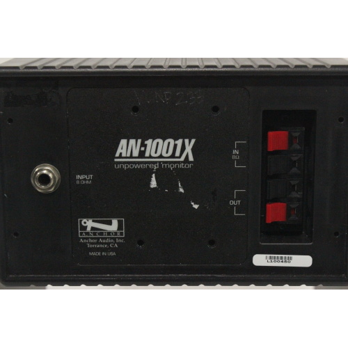 anchor-an-1001x-unpowered-monitor-with-mounting-hardware-in-hard-carrying-case-back2