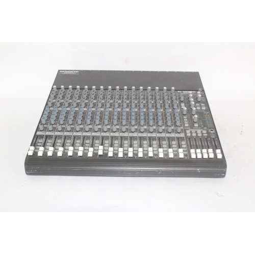 mackie-1604-vlz-pro-16-channel-mic-line-mixer-with-premium-xdr-mic-preamplifiers-front1
