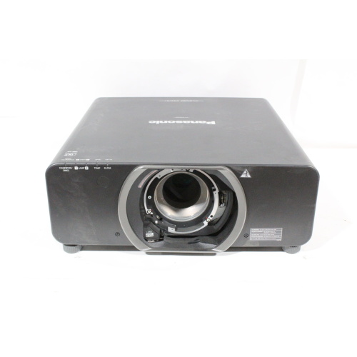 panasonic-pt-ds8500-projector-front1